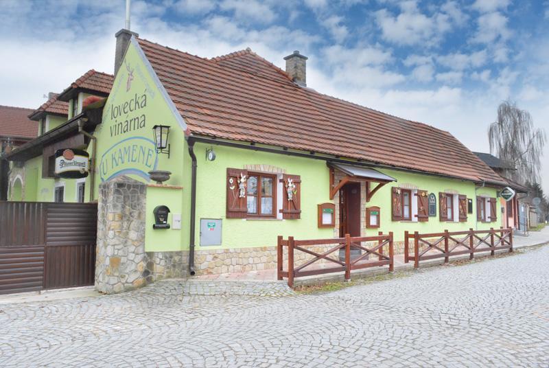 Sestajovicky Pivovar Ubytovani Šestajovice Exterior foto